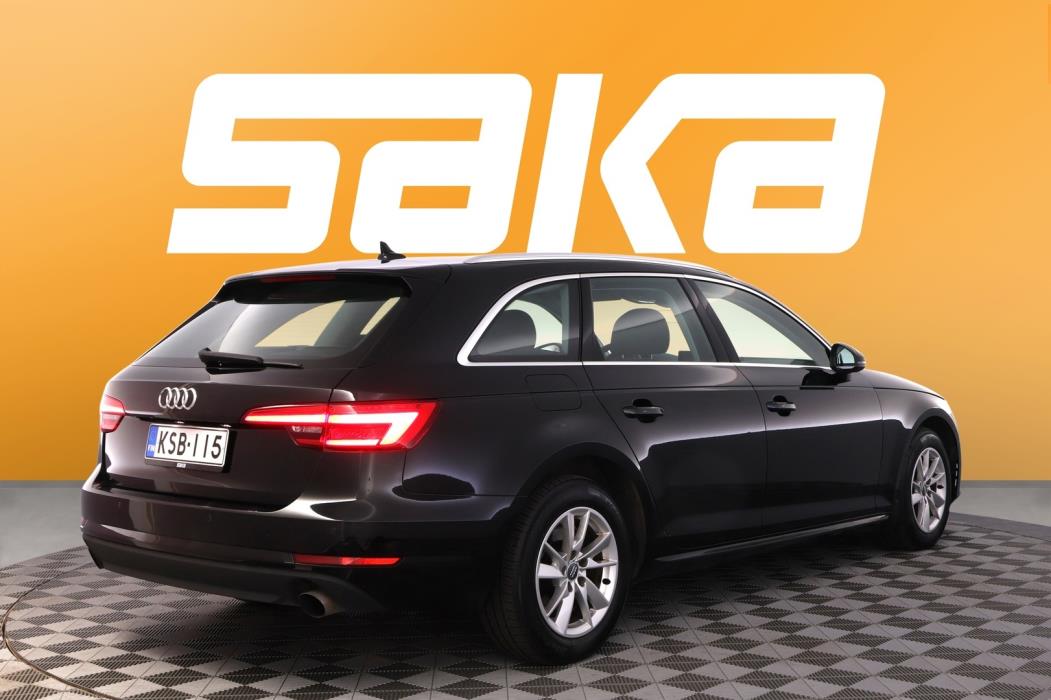 AUDI A4 2016