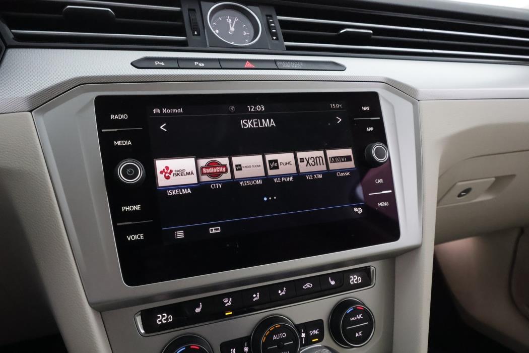 VOLKSWAGEN Passat 2019