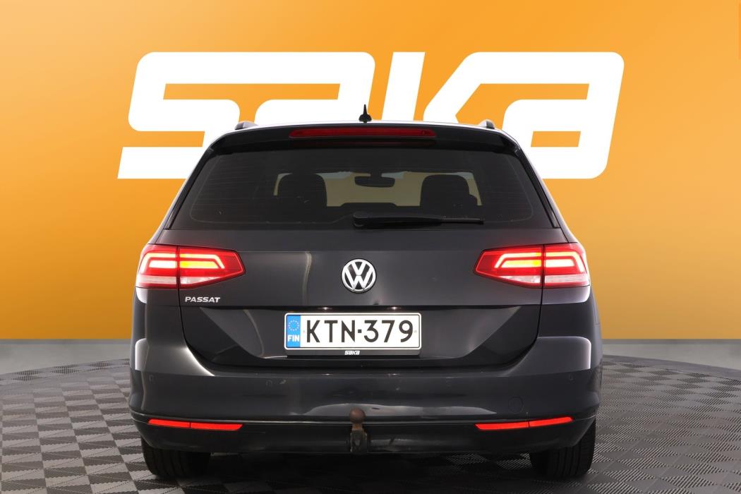 VOLKSWAGEN Passat 2019