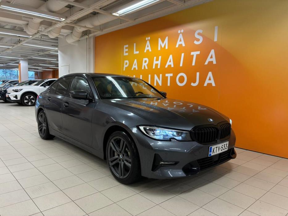 BMW 330 2021