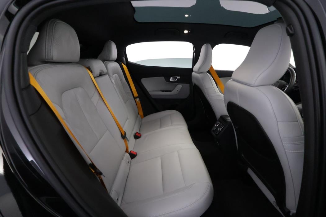 POLESTAR 2 2024