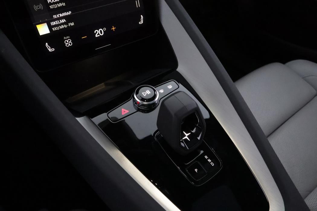 POLESTAR 2 2024