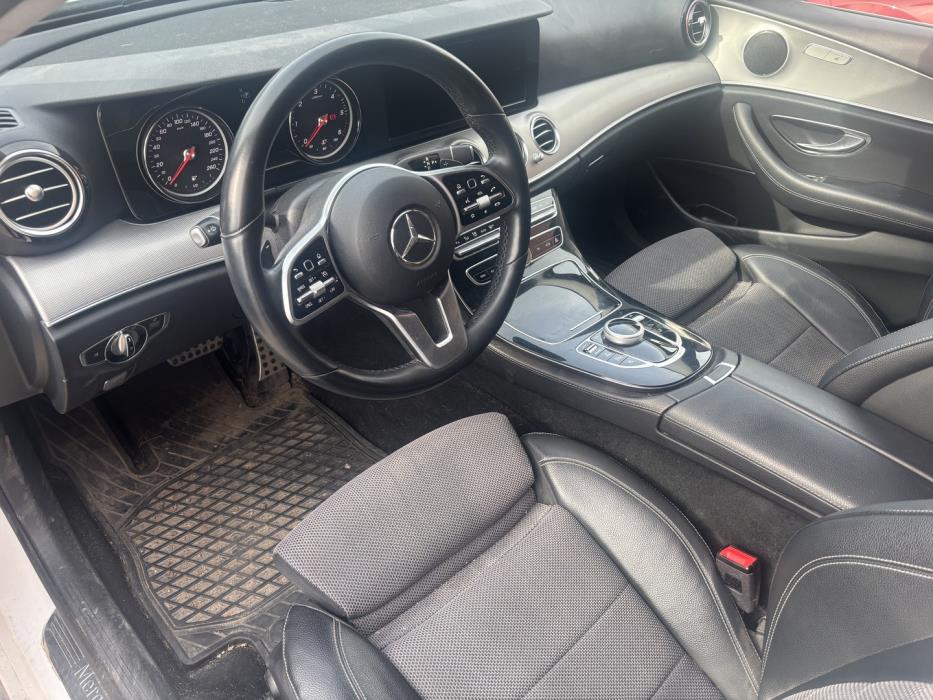 MERCEDES-BENZ E 2019