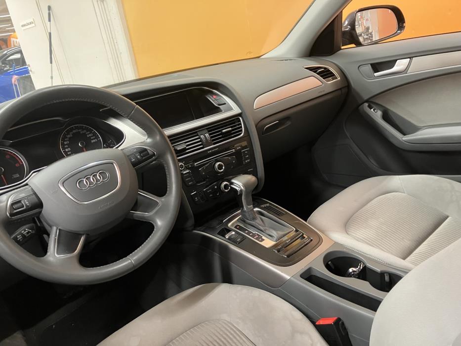 AUDI A4 2013