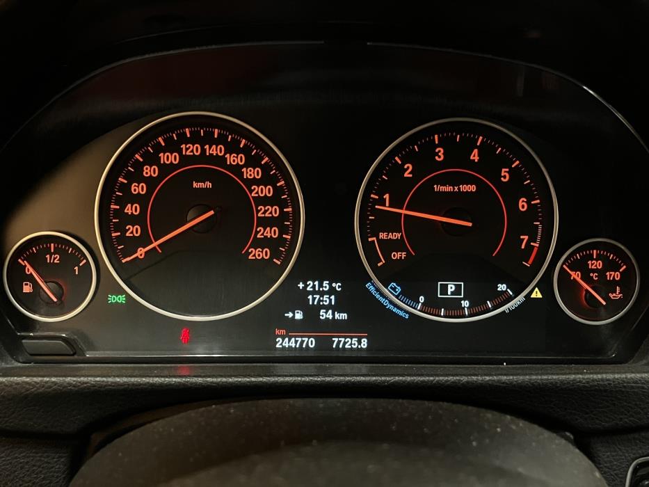 BMW 320 Gran Turismo 2014