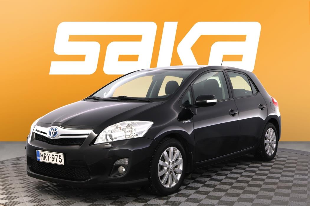 TOYOTA Auris 2011