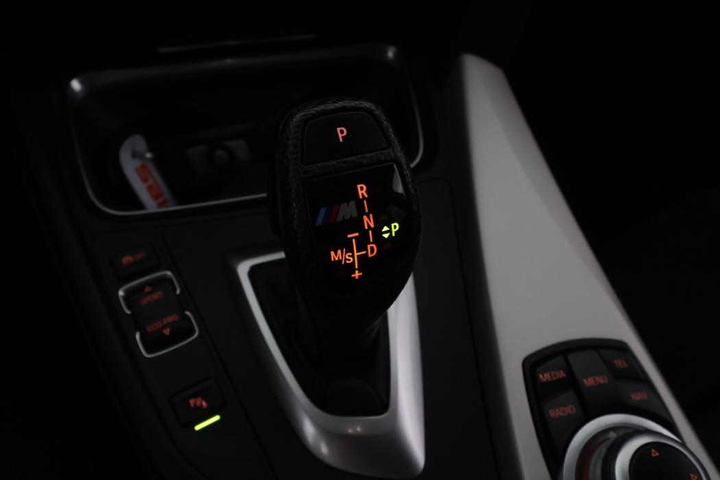 BMW 330 2013