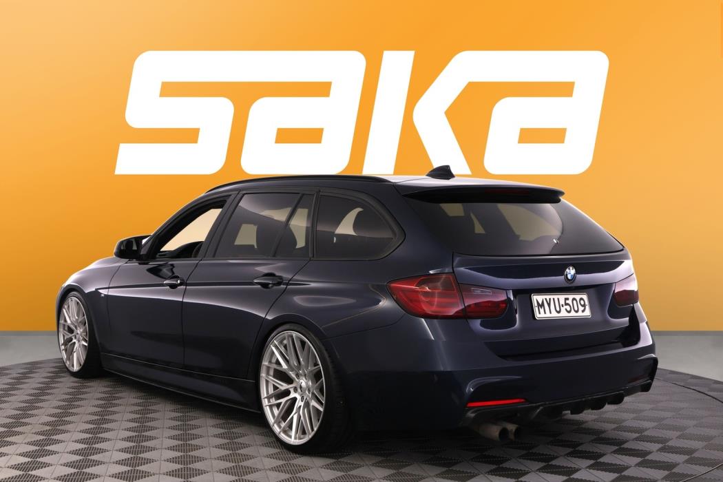 BMW 330 2013