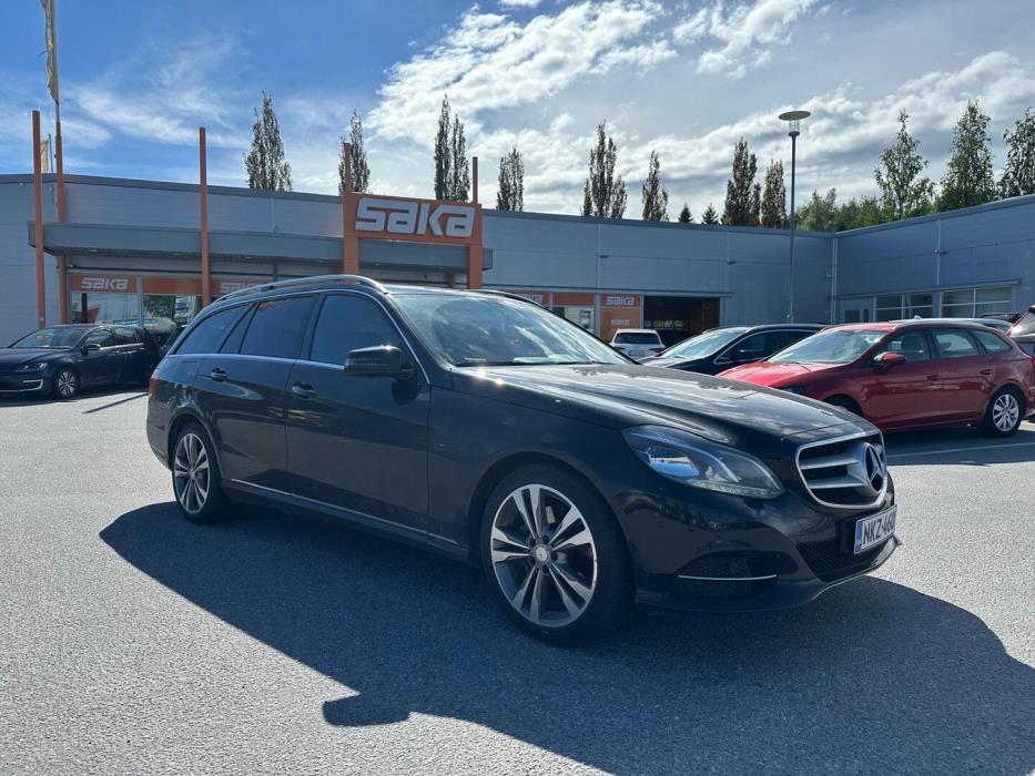 MERCEDES-BENZ E 2016