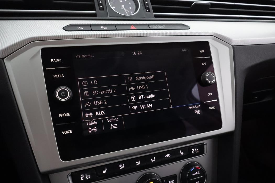 VOLKSWAGEN Passat 2019