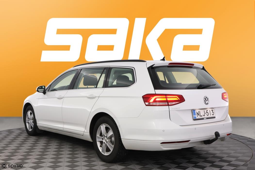 VOLKSWAGEN Passat 2019