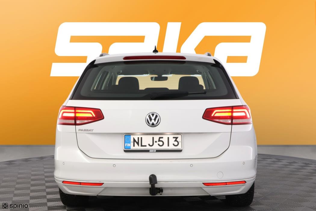 VOLKSWAGEN Passat 2019