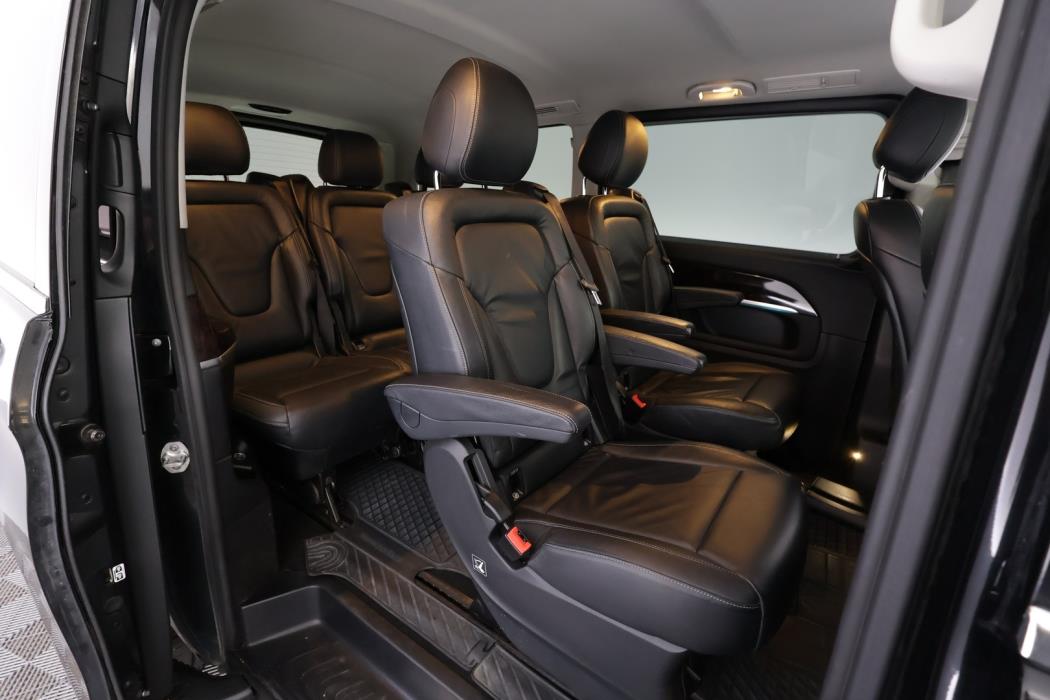 MERCEDES-BENZ V 2016