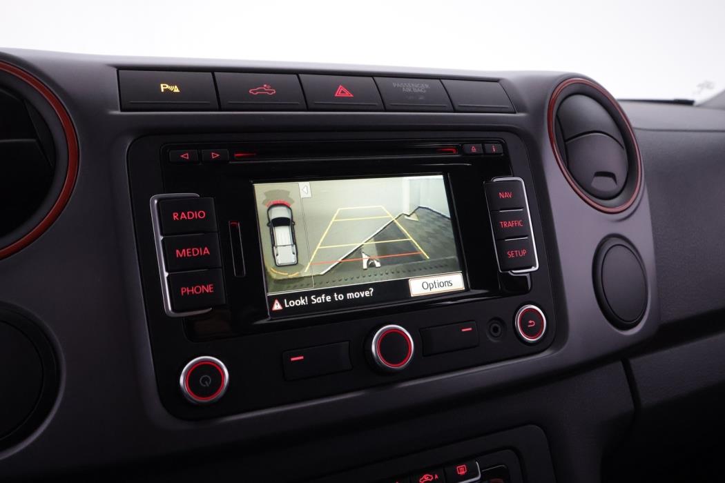 VOLKSWAGEN Amarok 2014