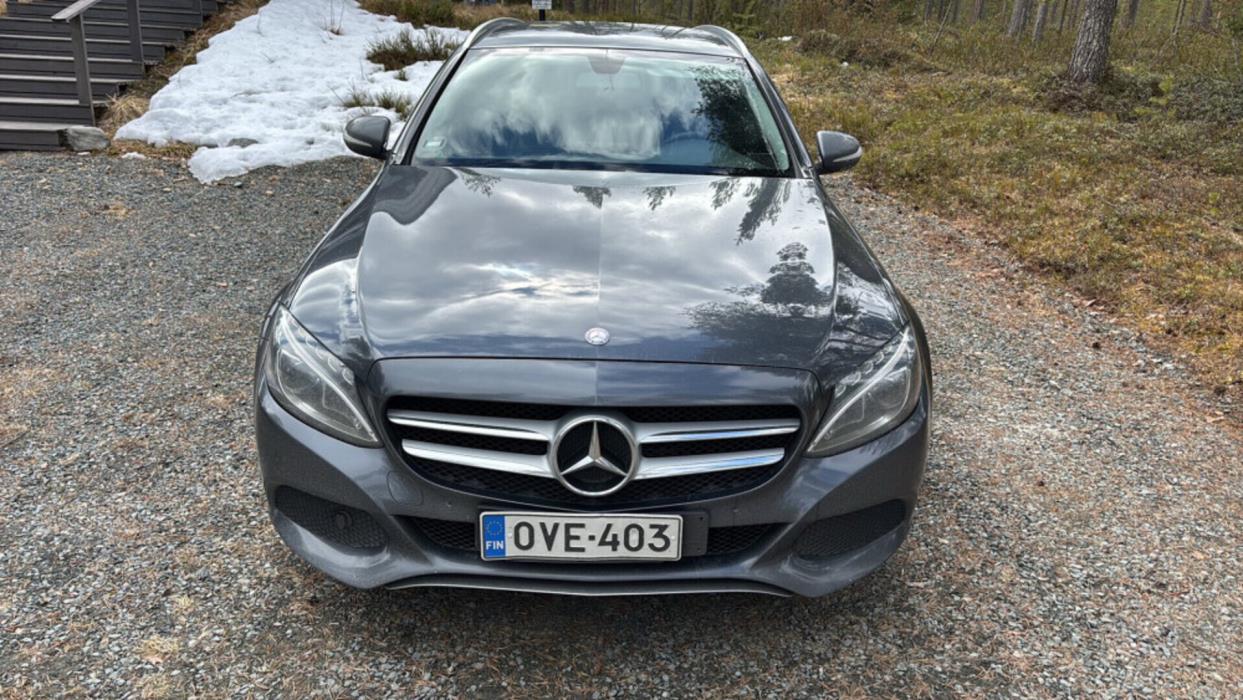MERCEDES-BENZ C 2015