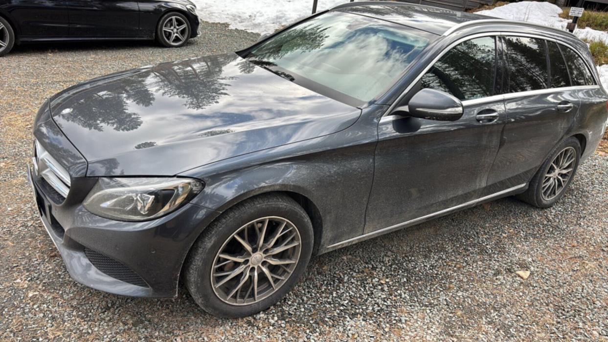 MERCEDES-BENZ C 2015