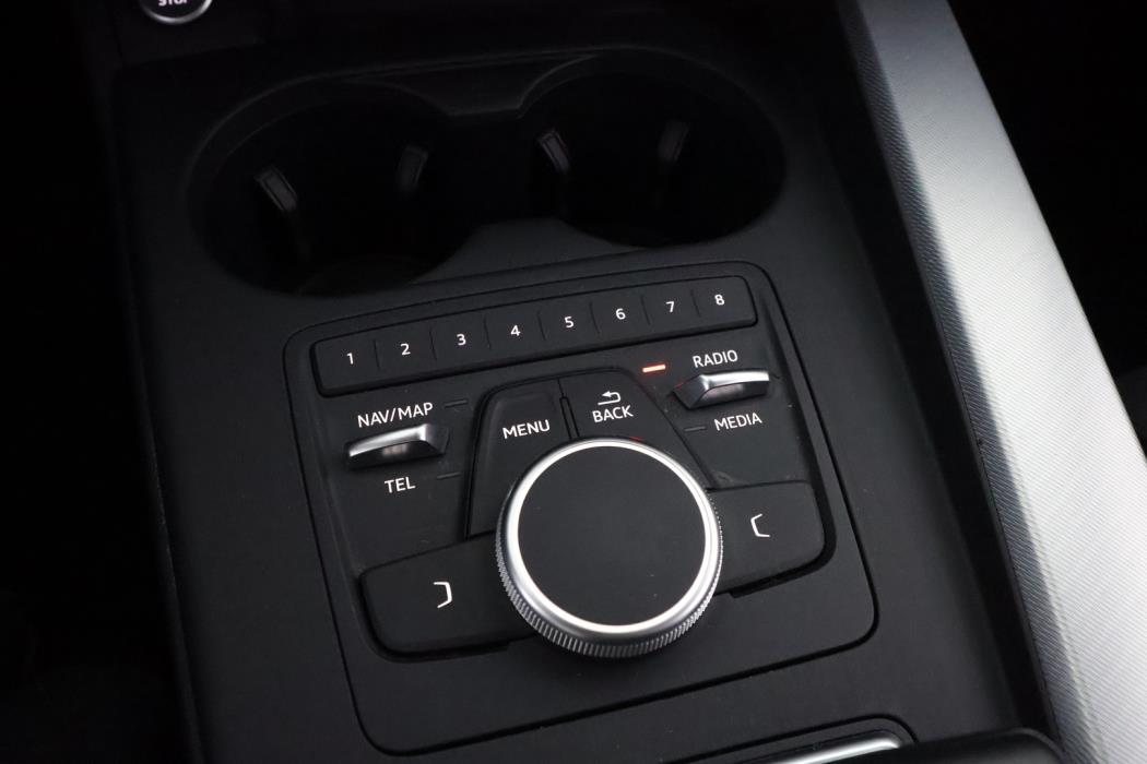 AUDI A4 2018