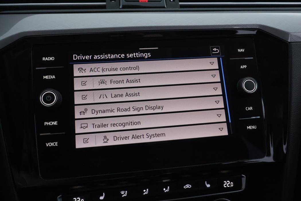 VOLKSWAGEN Passat 2020