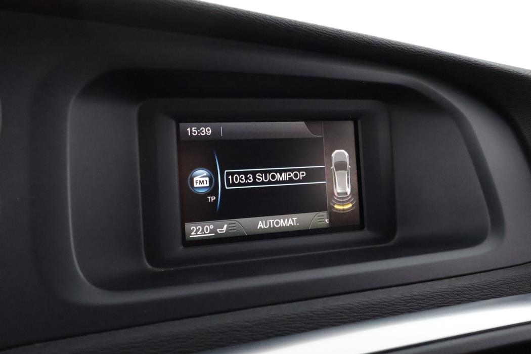 VOLVO V40 Cross Country 2015