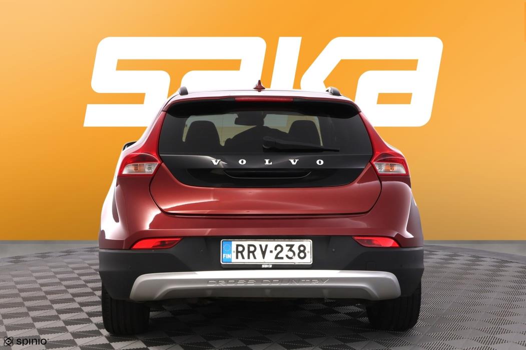 VOLVO V40 Cross Country 2015