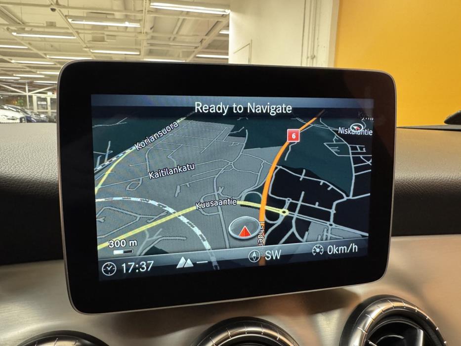 MERCEDES-BENZ CLA 2019