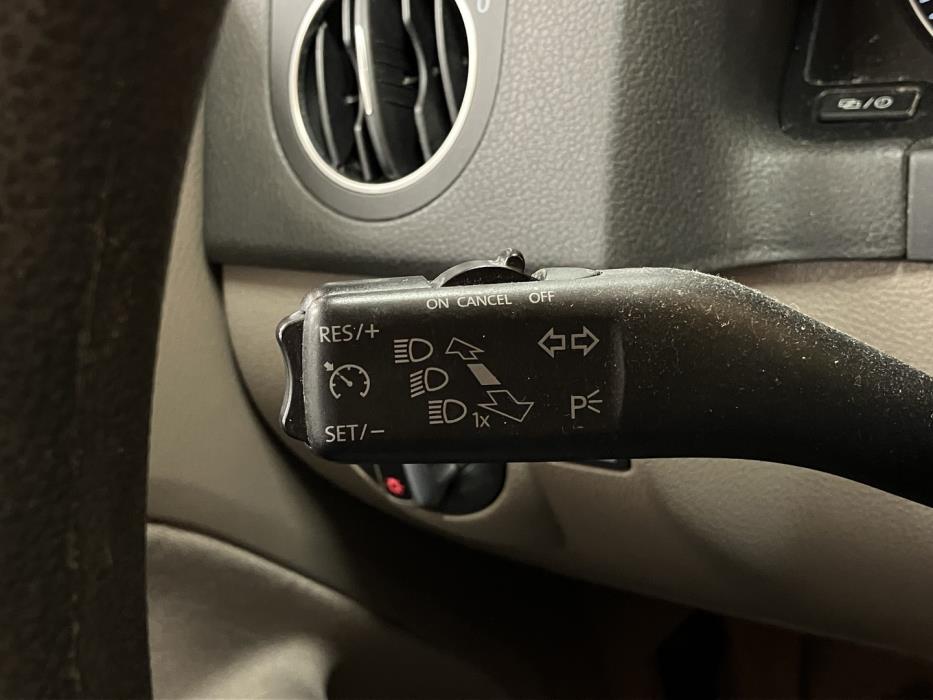 VOLKSWAGEN Golf Plus 2013