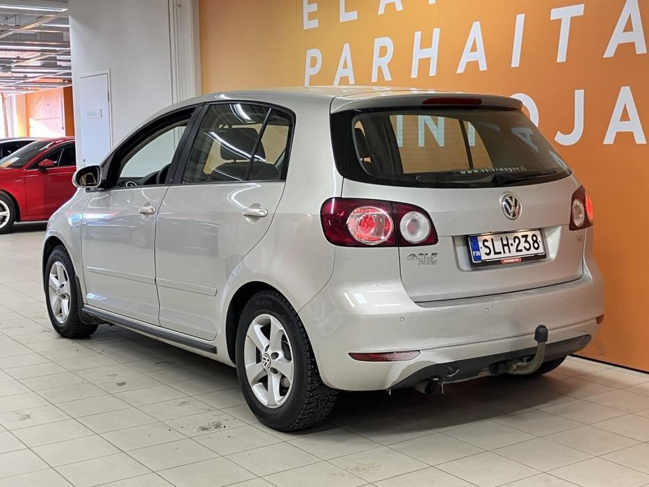 VOLKSWAGEN Golf Plus 2013