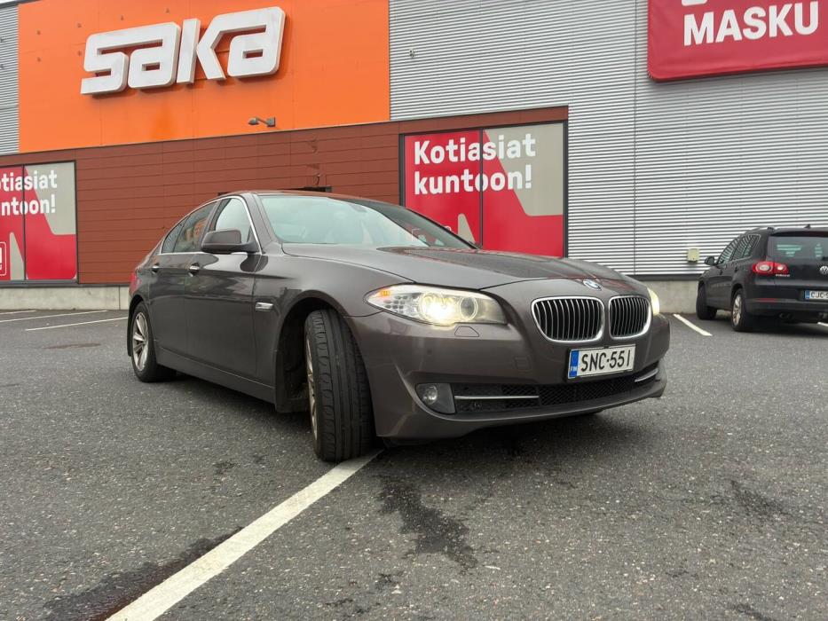 BMW 520 2012