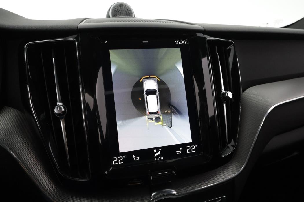 VOLVO XC60 2018