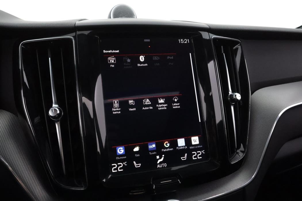 VOLVO XC60 2018