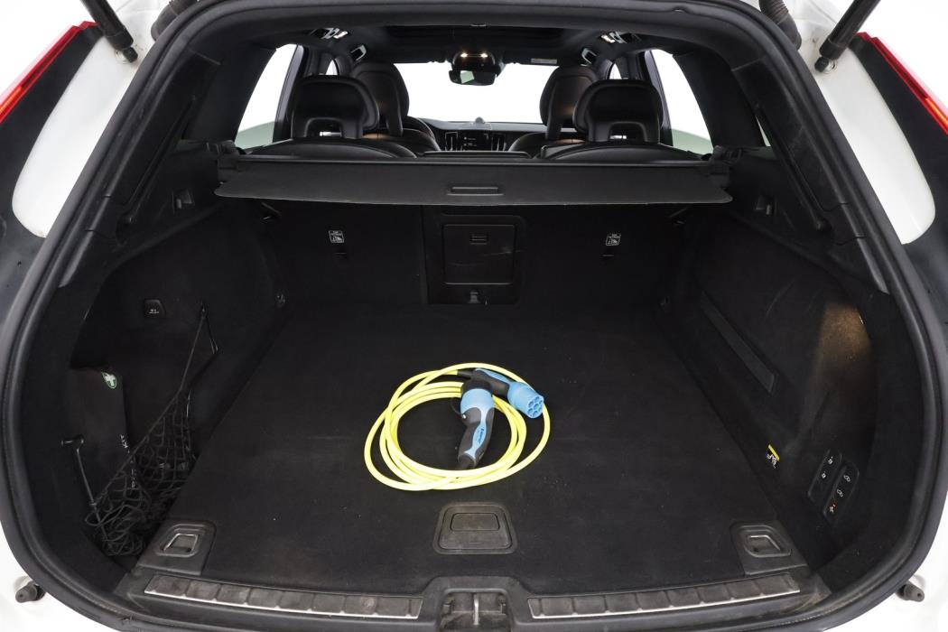 VOLVO XC60 2018