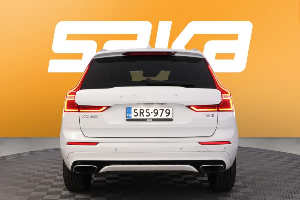 VOLVO XC60 2018