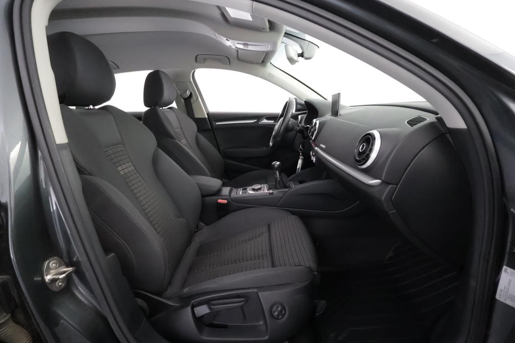 AUDI A3 2016