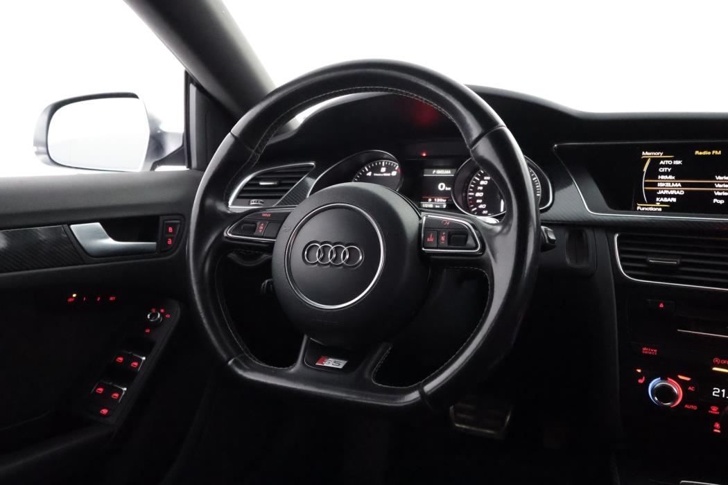 AUDI S5 2012