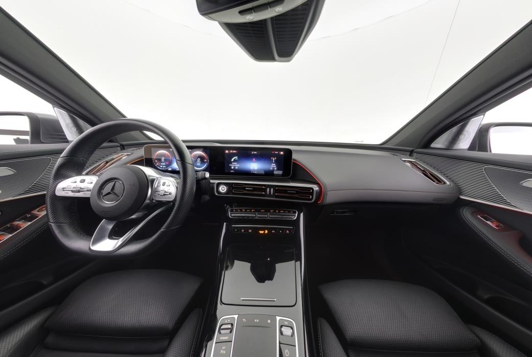 MERCEDES-BENZ EQC 2020