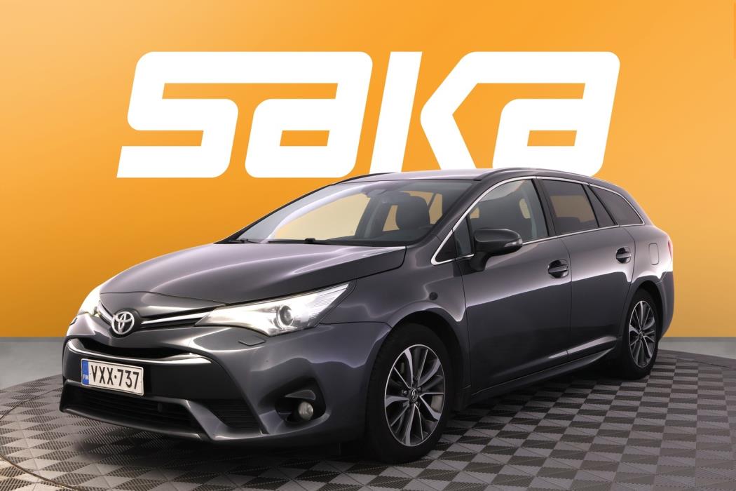 TOYOTA Avensis 2016