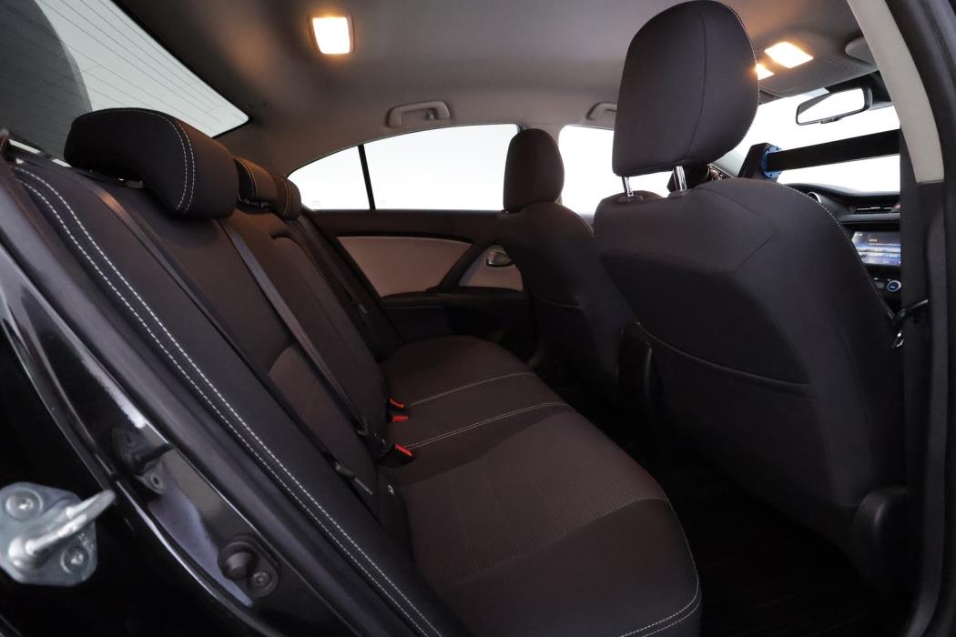 TOYOTA Avensis 2018
