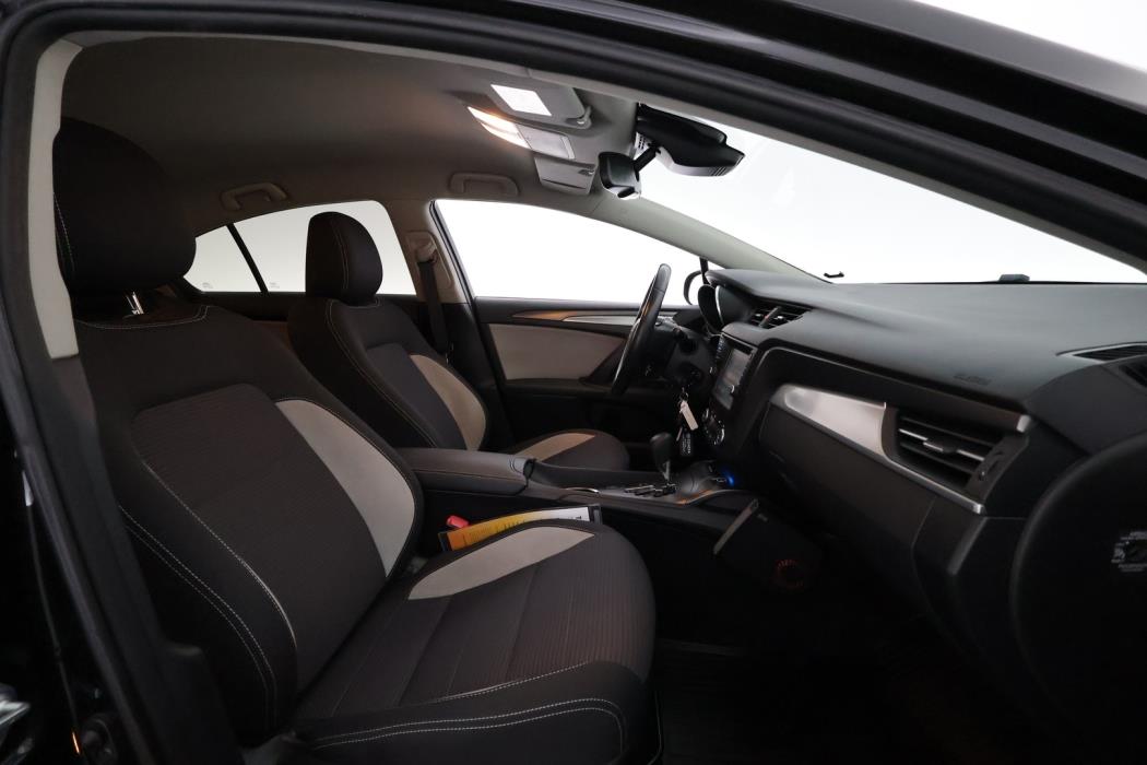 TOYOTA Avensis 2018