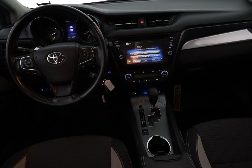TOYOTA Avensis 2018