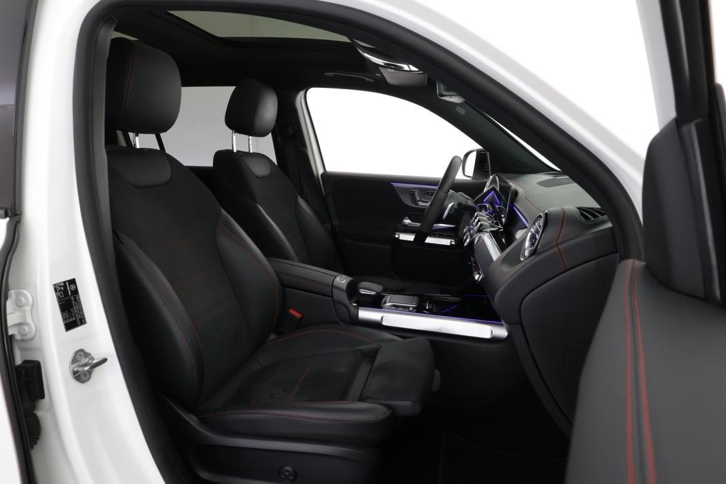MERCEDES-BENZ EQB 2022