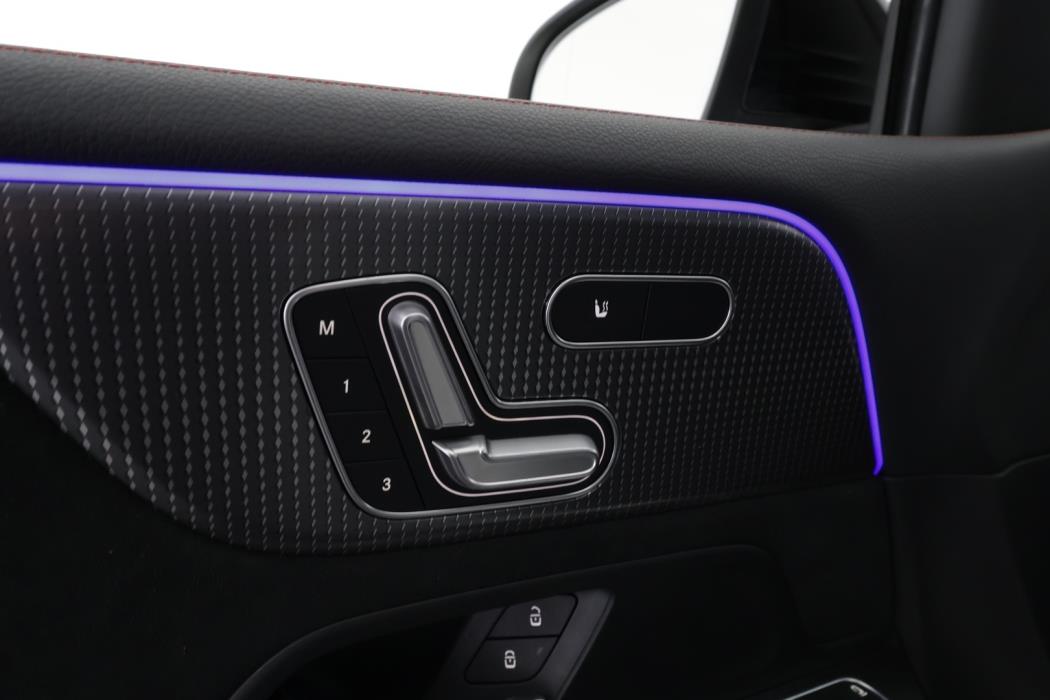MERCEDES-BENZ EQB 2022
