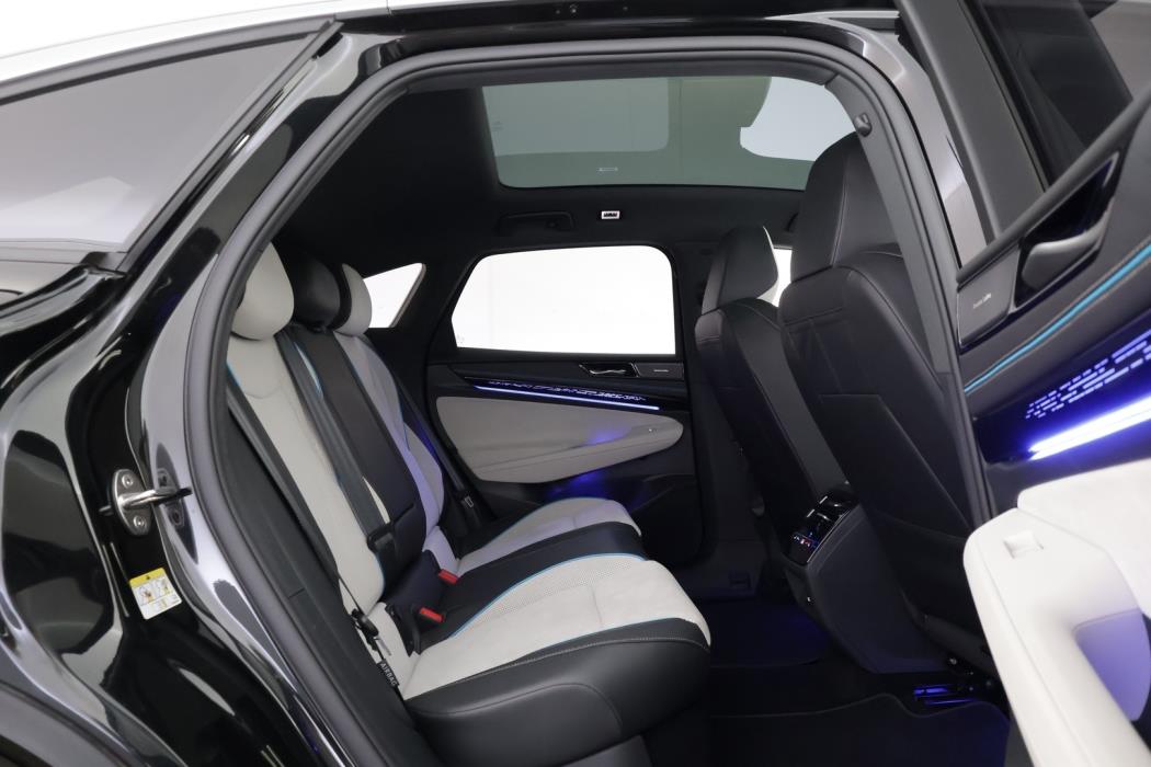 VOLKSWAGEN ID.7 2024
