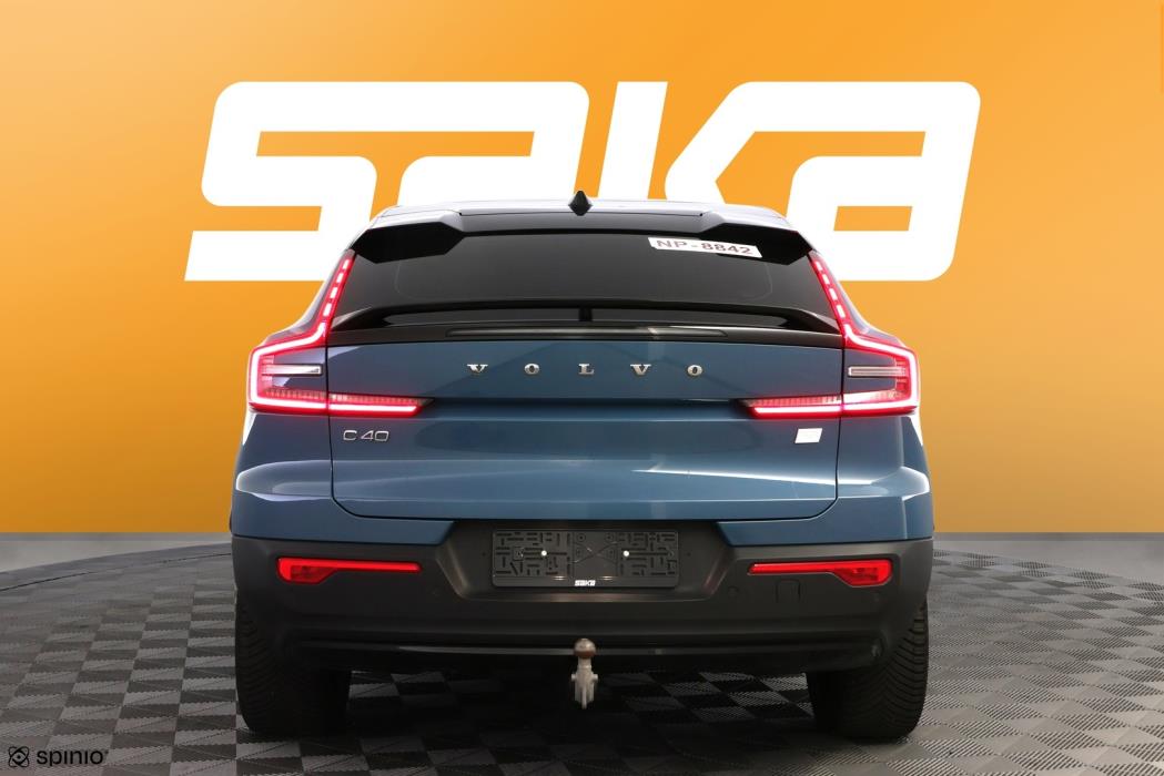 VOLVO C40 2022