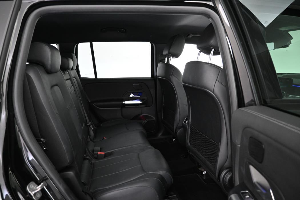 MERCEDES-BENZ EQB 2023