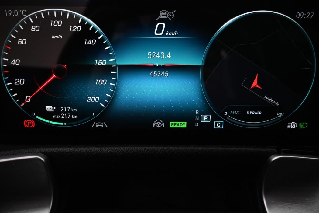 MERCEDES-BENZ EQB 2023