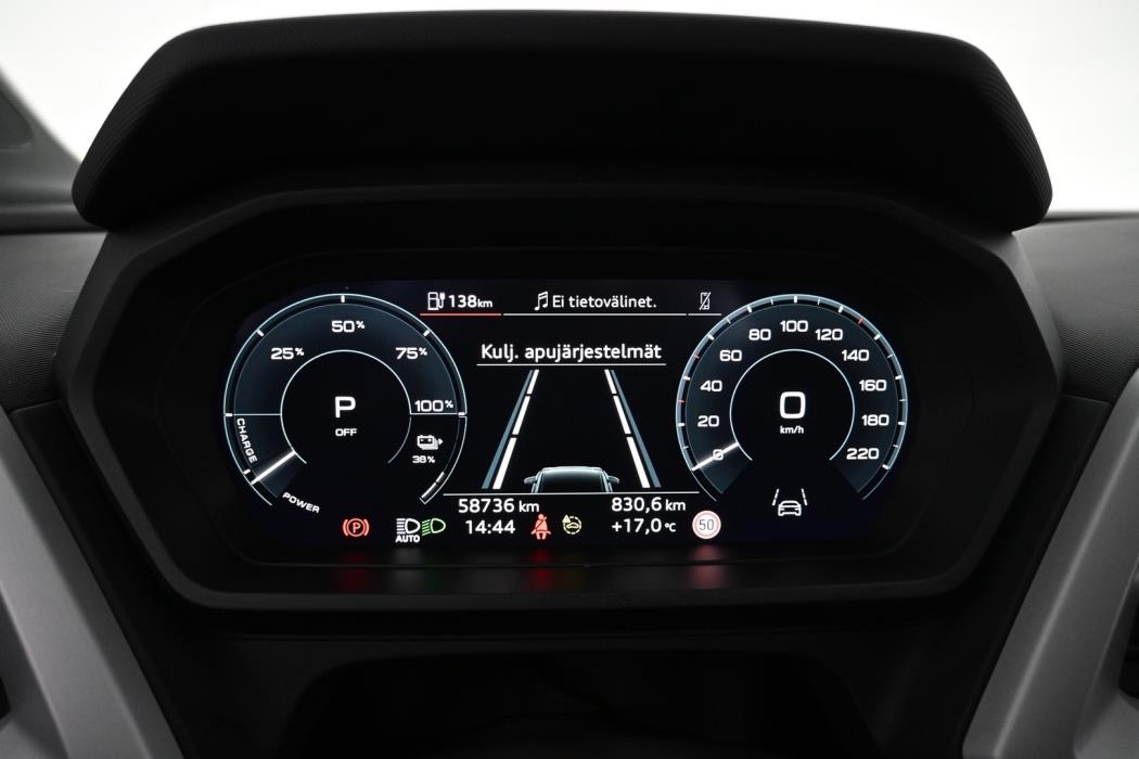 AUDI Q4 e-tron 2024