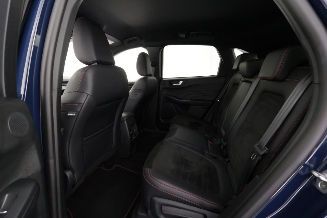 FORD Kuga 2023