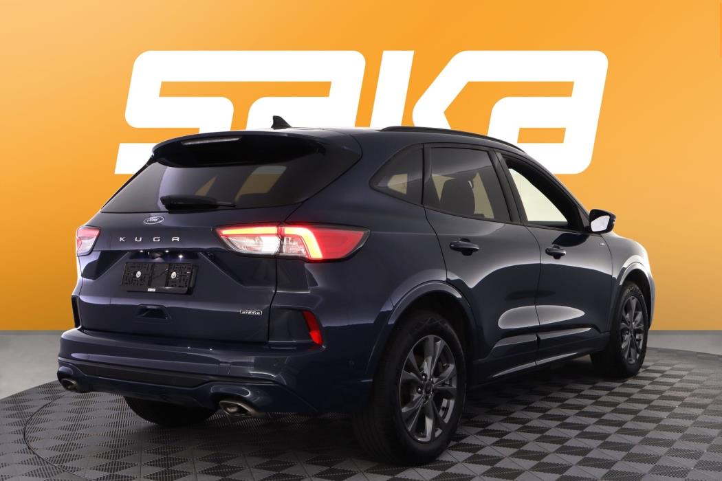 FORD Kuga 2023