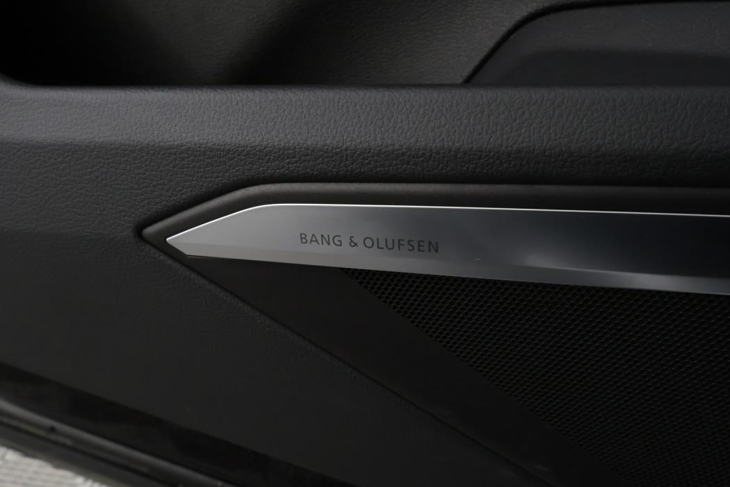 AUDI e-tron 2022