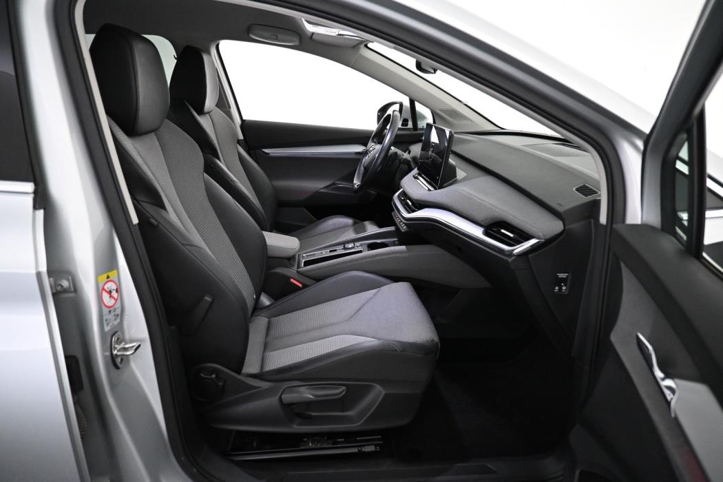 SKODA Enyaq 2022